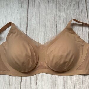 CrossOver Wireless Bra Honeylove Size M 36B/C
